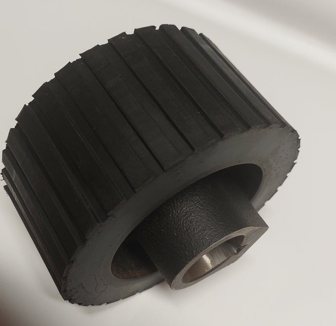 IEL.076.00655 132 DIA 65 W RUBBER ON STEEL DRIVE WHEEL - INNOVATIVE EQUIPMENT LTD