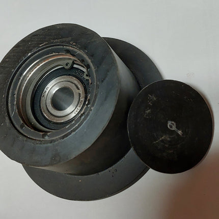 95 DIA 52 W x 128 F x M16 RUBBER ON STEEL ROLLER IEL200.38132 - INNOVATIVE EQUIPMENT LTD